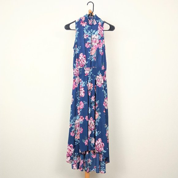 Nanette Lepore Dresses & Skirts - NANETTE nanette lepore Smocked Floral Dress
